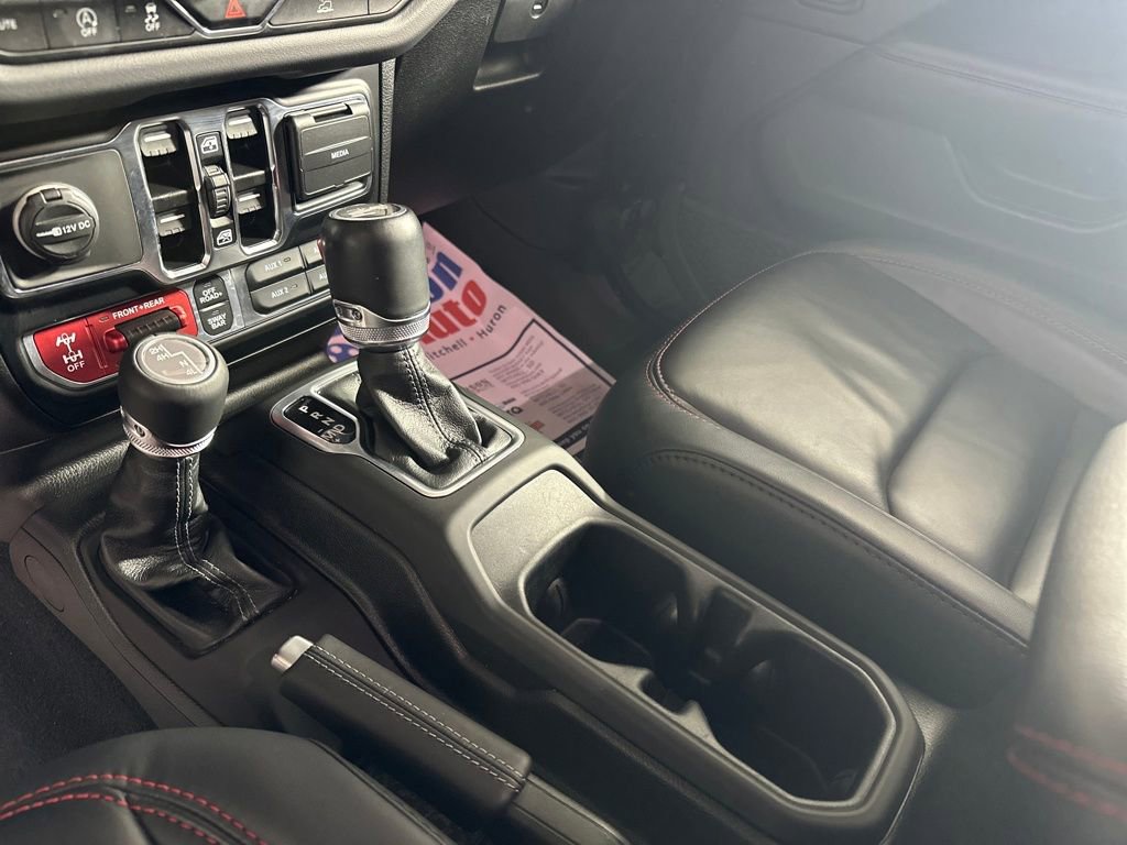 Used 2024 Jeep Wrangler Unlimited Rubicon w/ Convenience Group image 31