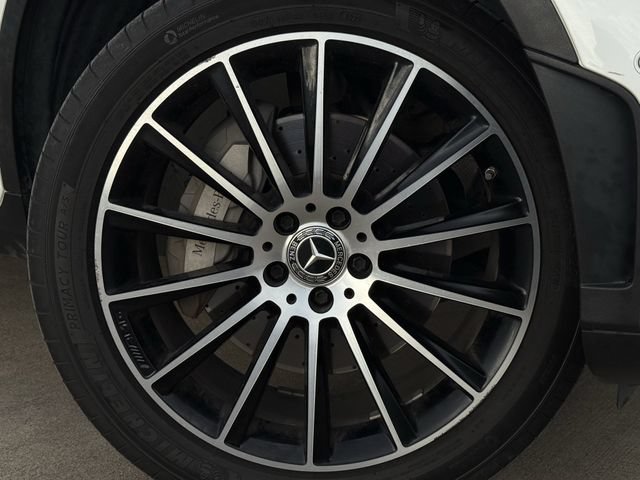 Used 2020 Mercedes-Benz GLC 300 image 9