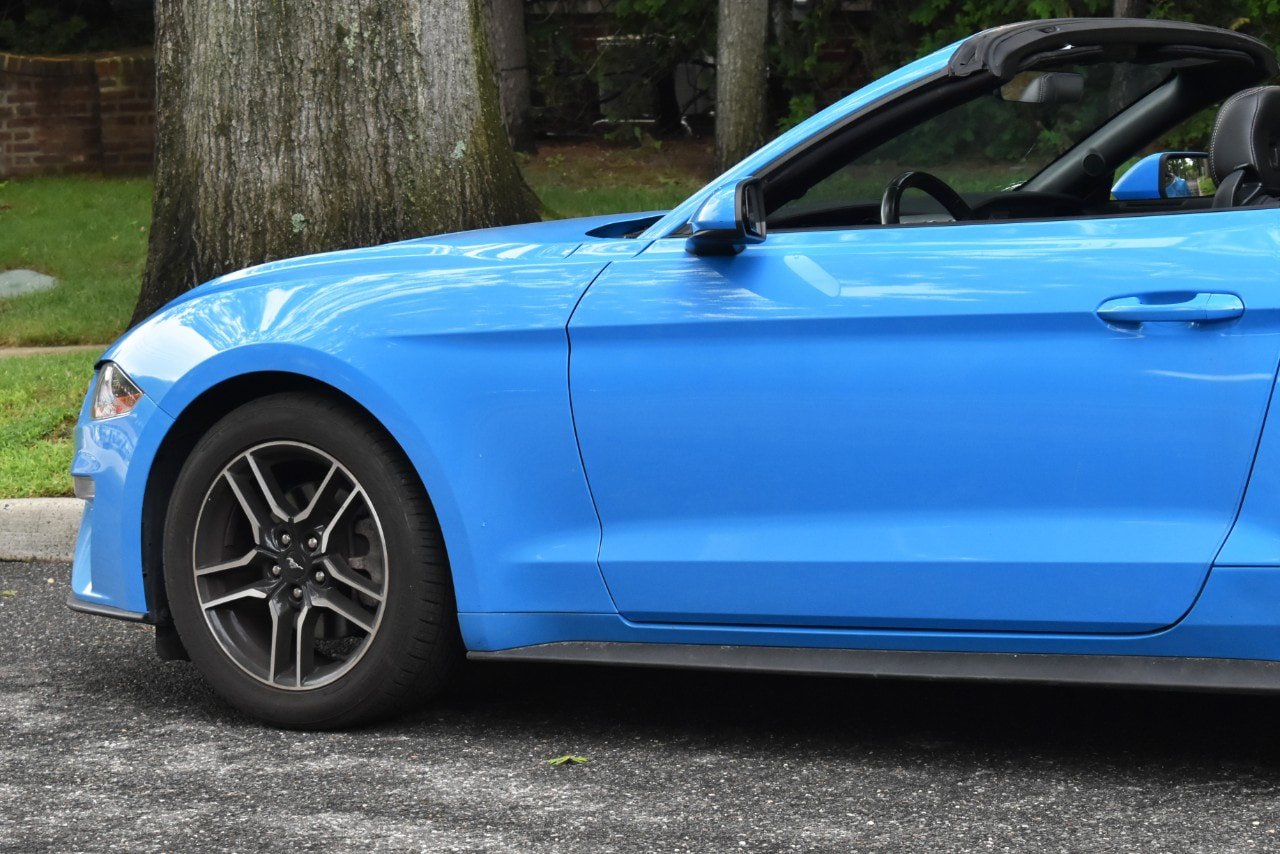 Used 2022 Ford Mustang Premium RWD image 34