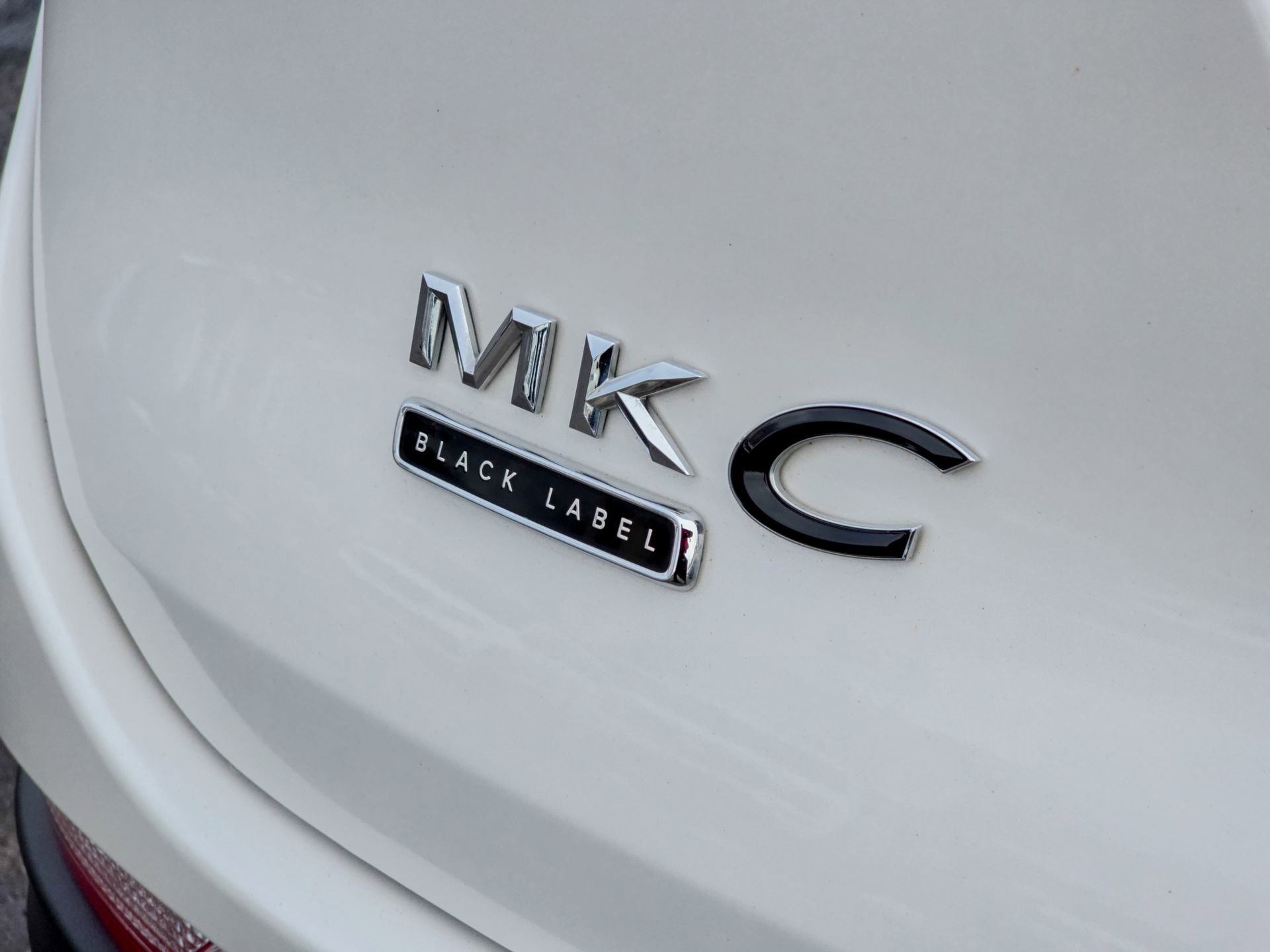 Used 2019 Lincoln MKC Black Label image 21