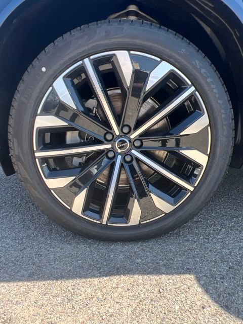 New 2026 Volvo XC90 B6 Plus w/ Protection Package AWD/4WD image 36