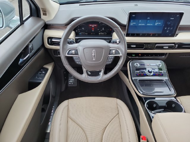 Used 2023 Lincoln Nautilus Reserve FWD image 26