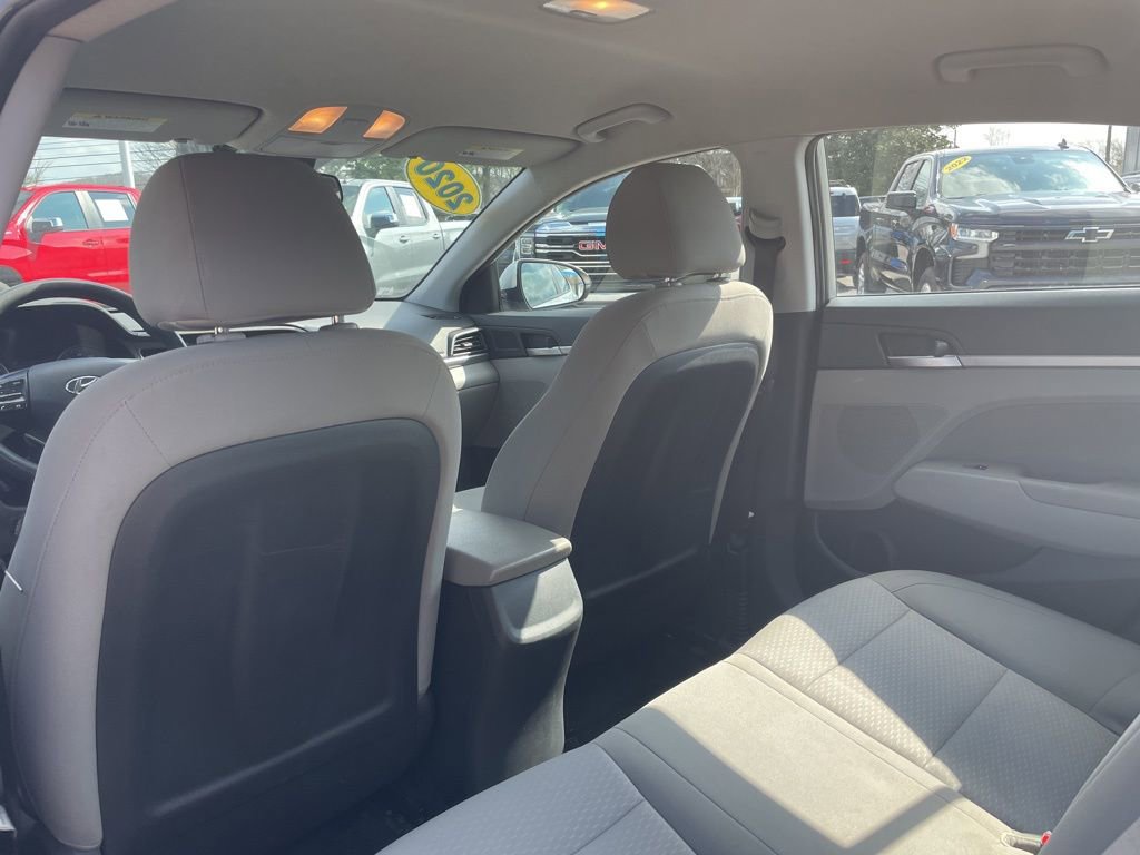 Used 2020 Hyundai Elantra SEL image 39