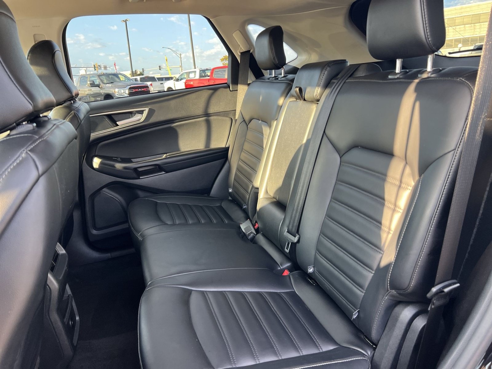 Used 2024 Ford Edge SEL AWD/4WD image 23