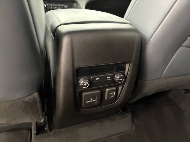 Used 2023 Buick Enclave Essence w/ Experience Buick Package AWD/4WD image 19