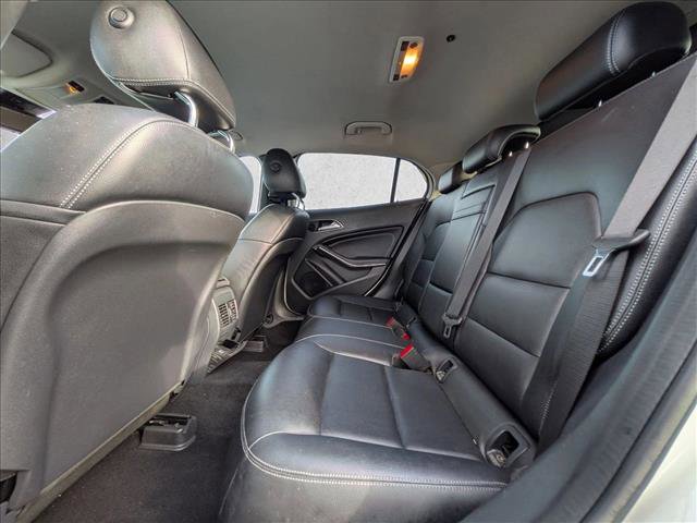 Used 2015 Mercedes-Benz GLA 250 4MATIC image 18