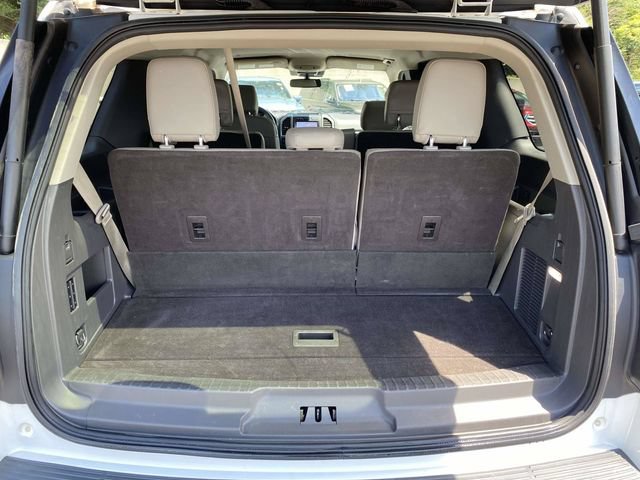 Used 2020 Ford Expedition XLT w/ Equipment Group 202A AWD/4WD image 33