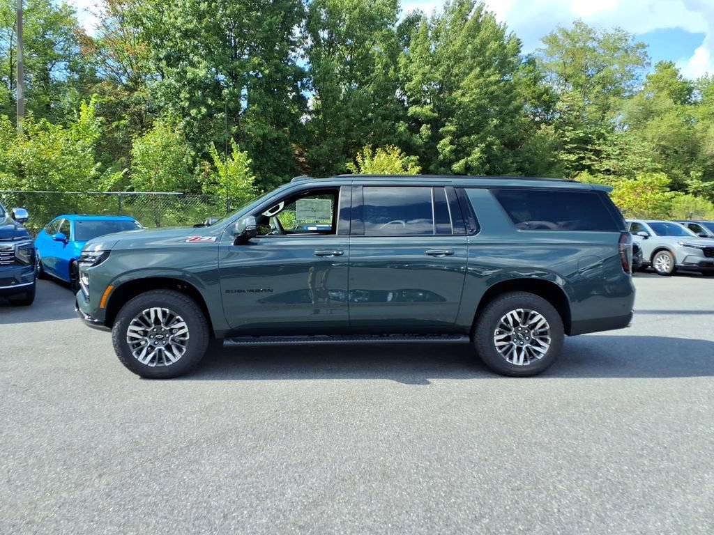New 2026 Chevrolet Suburban Z71 w/ Comfort Package AWD/4WD image 6