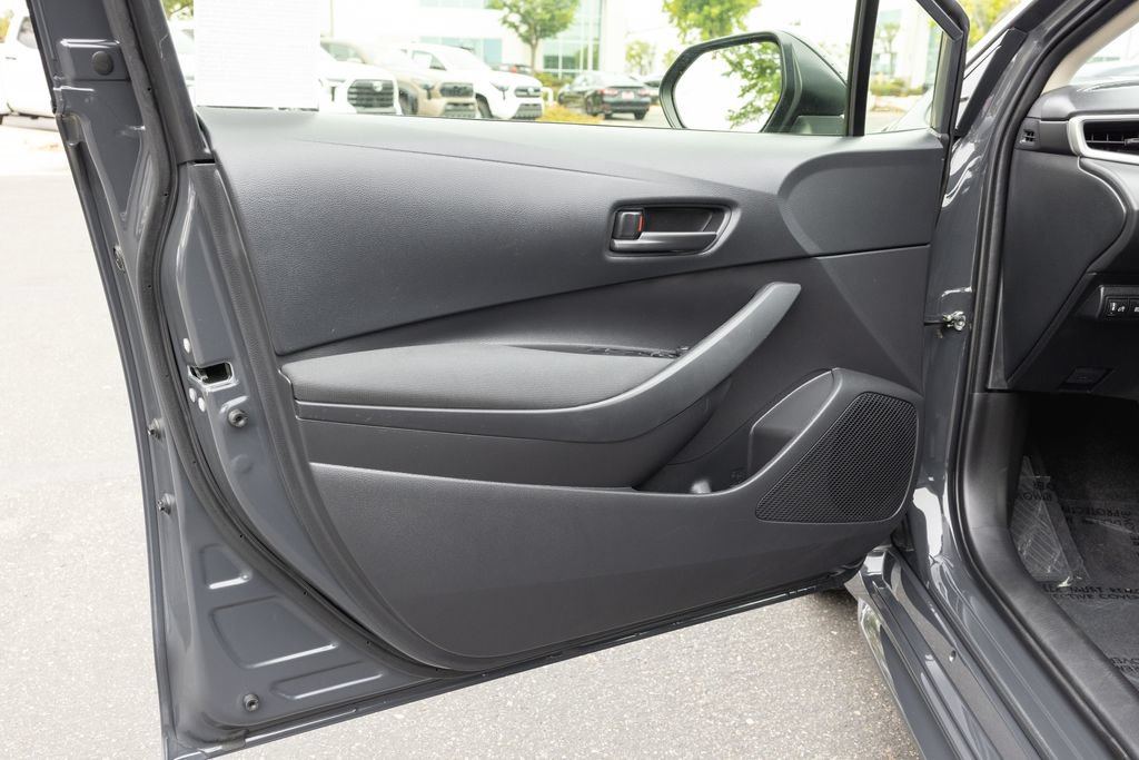 Certified 2026 Toyota Corolla LE w/ LE Premium Package FWD image 12