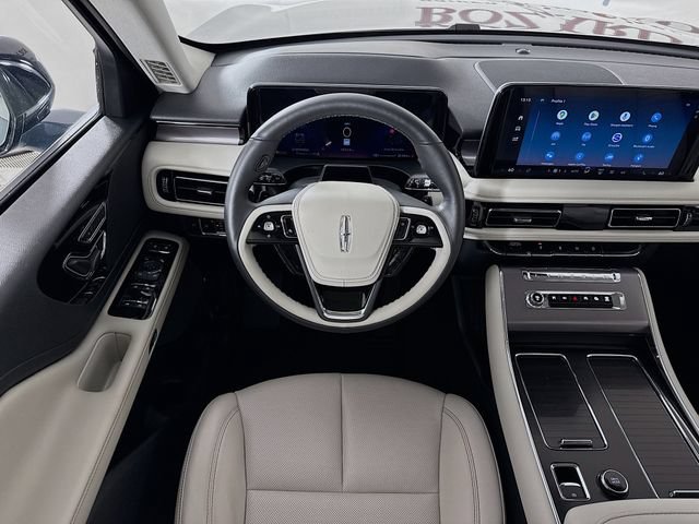 New 2026 Lincoln Aviator 2WD image 23