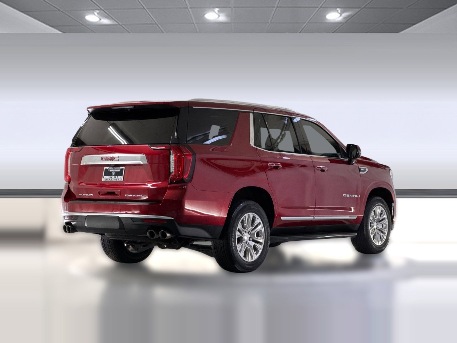 Used 2022 GMC Yukon Denali w/ Advanced Technology Package image 9