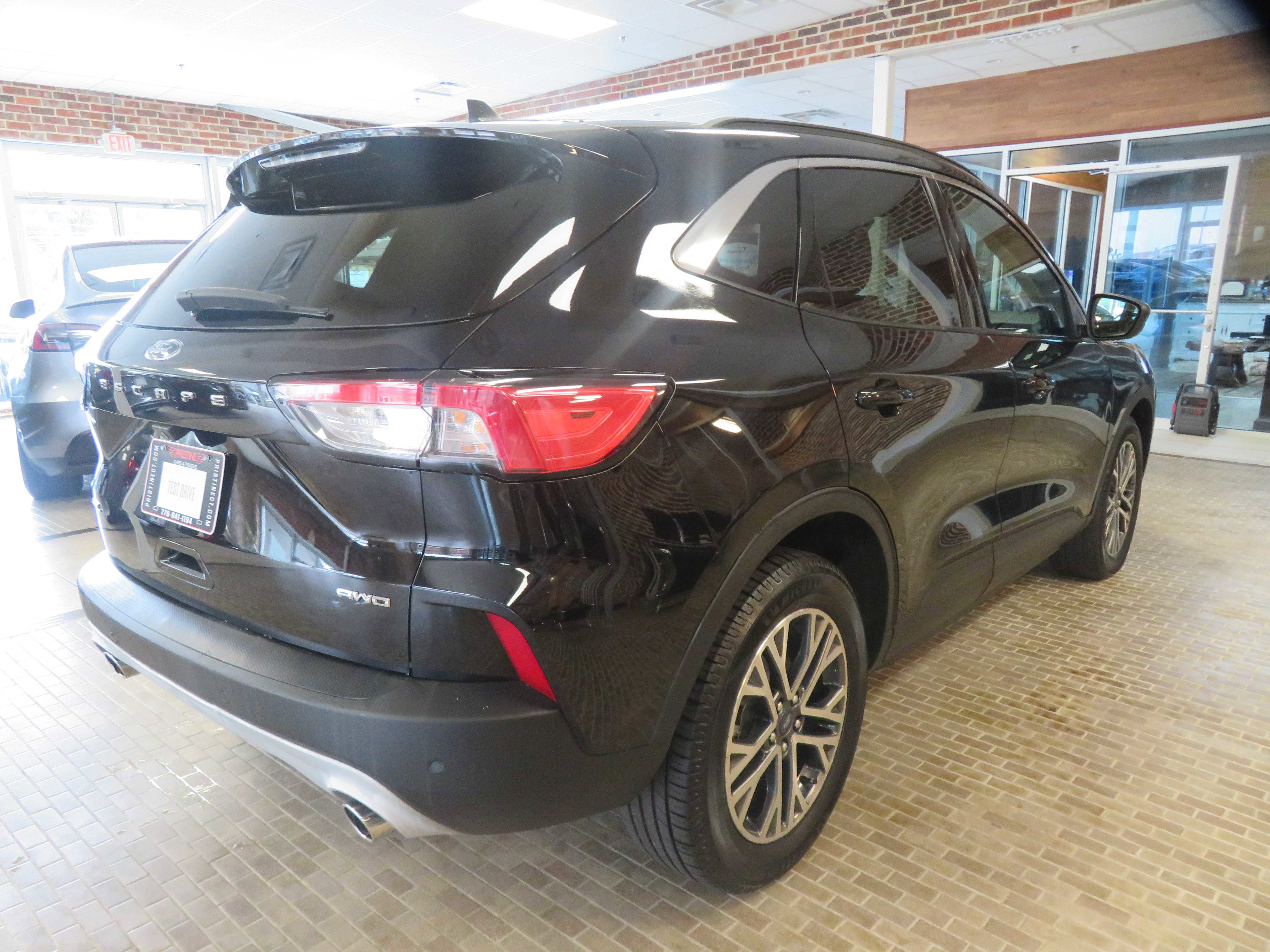 Used 2020 Ford Escape SEL image 57