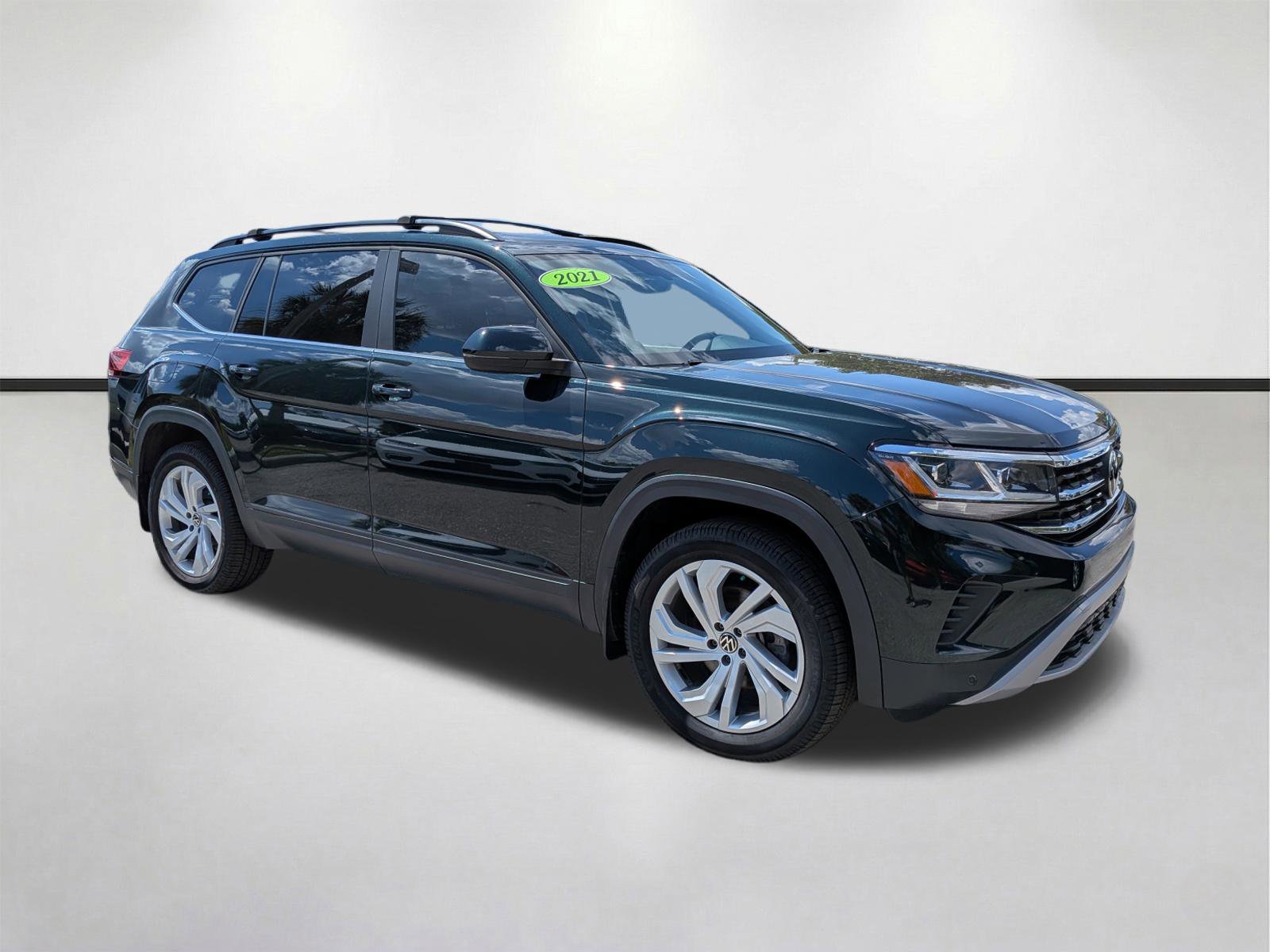 Used 2021 Volkswagen Atlas SE w/ Panoramic Sunroof Package
