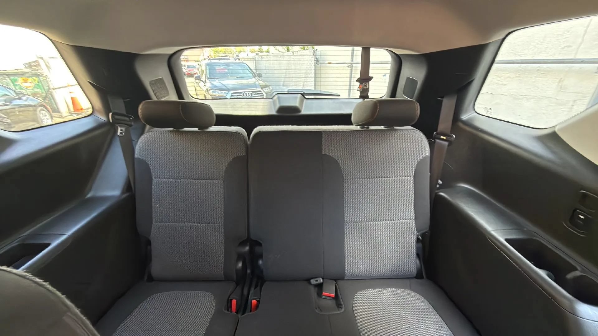 Used 2019 Chevrolet Traverse LT w/ LPO, Blackout Package AWD/4WD image 29
