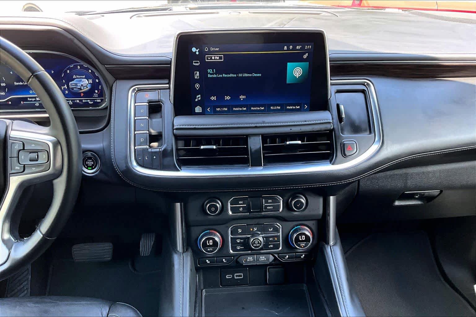 Used 2024 Chevrolet Suburban LT AWD/4WD image 7
