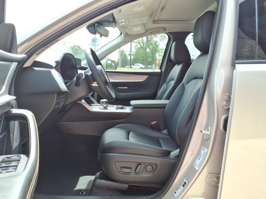 New 2026 MAZDA CX-90 3.3 Turbo w/ Preferred Package AWD/4WD image 14