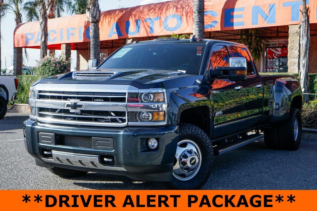 Used 2018 Chevrolet Silverado 3500 High Country w/ Duramax Plus Package image 4