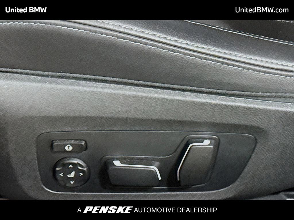 Used 2025 BMW M2 w/ Lighting Package image 4