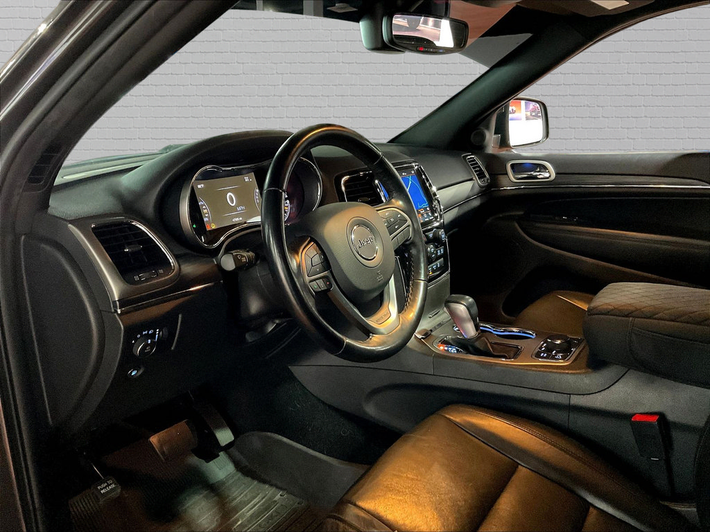 Used 2021 Jeep Grand Cherokee Limited AWD/4WD image 18