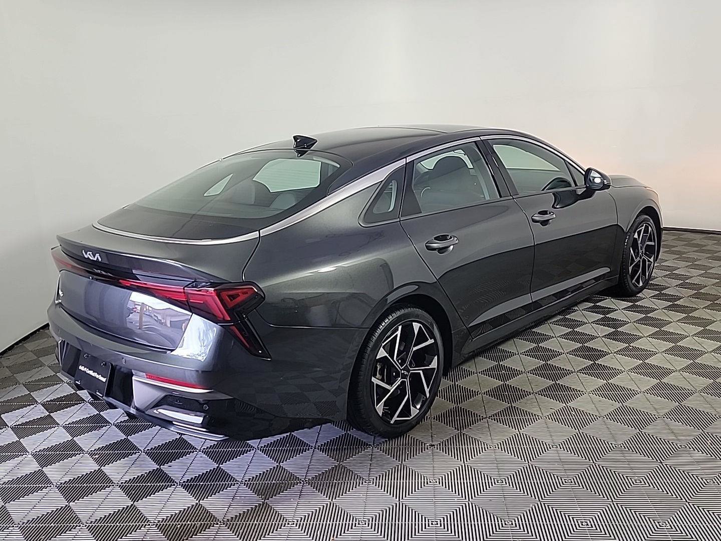 Used 2025 Kia K5 EX FWD image 4