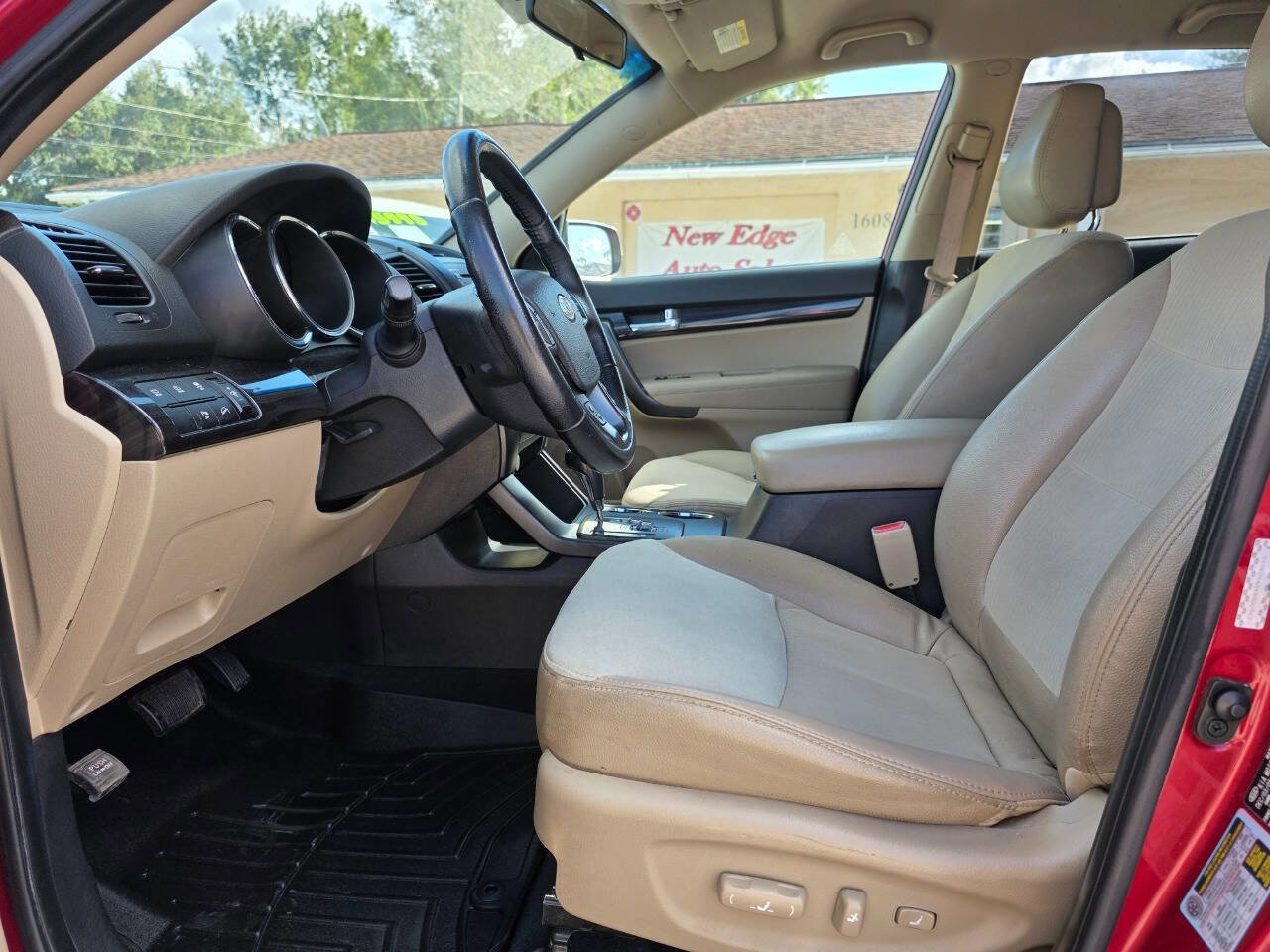 Used 2011 Kia Sorento EX image 8