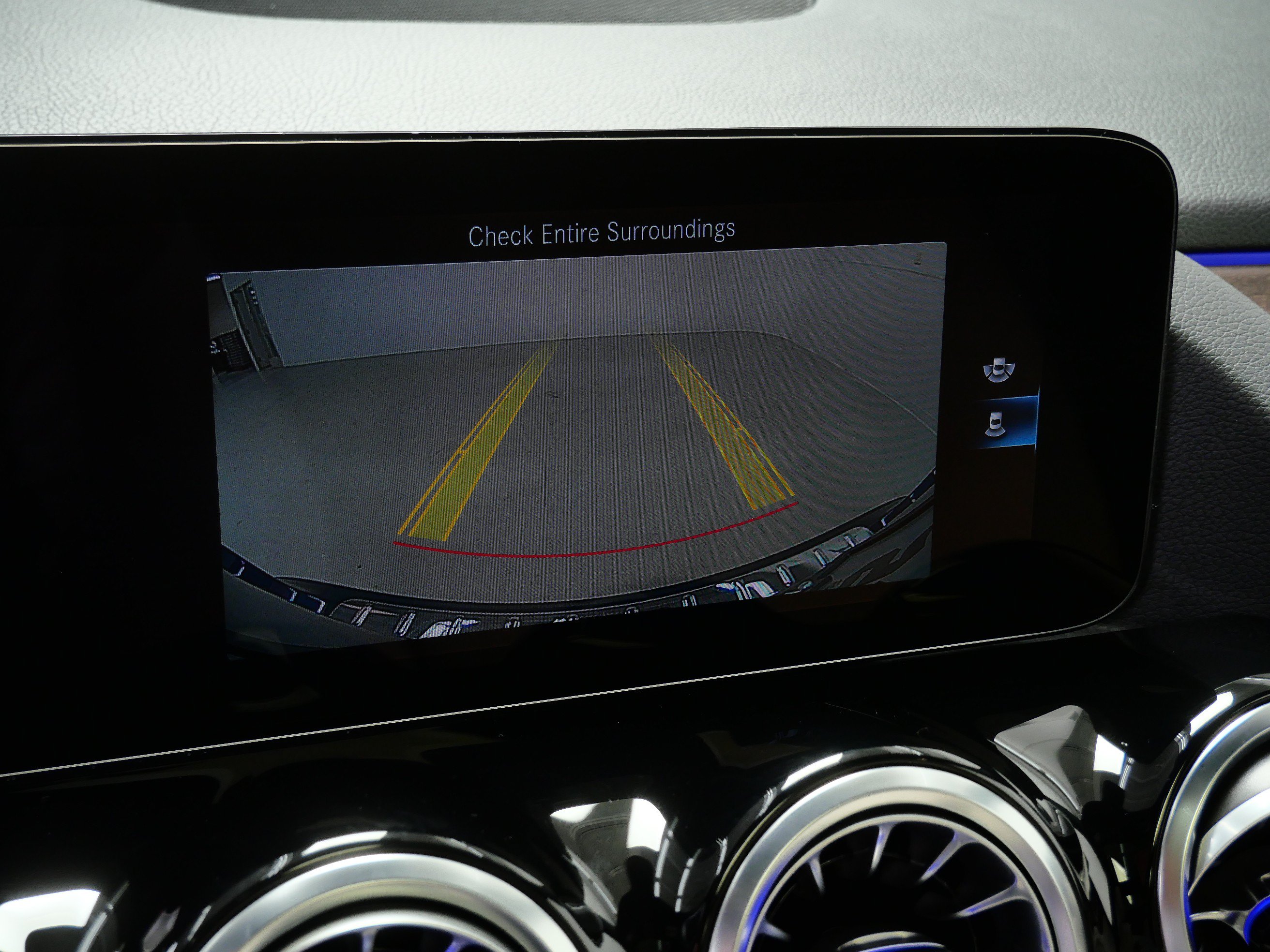 Certified 2023 Mercedes-Benz GLA 250 4MATIC image 29