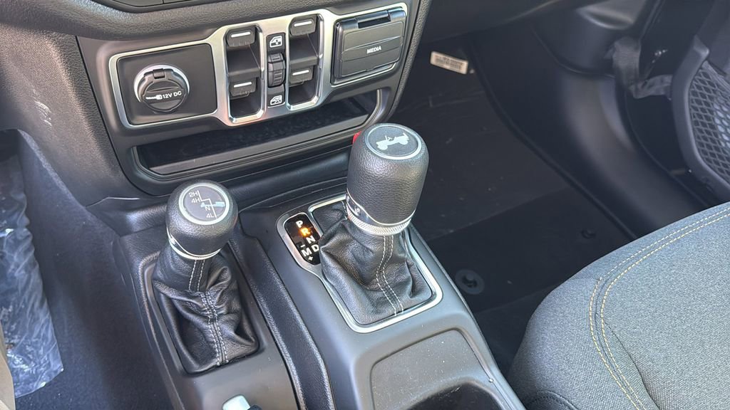 New 2026 Jeep Wrangler Sport S image 34