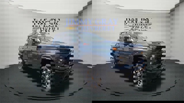 New 2025 Chevrolet Silverado 2500 Custom w/ Custom Value Package