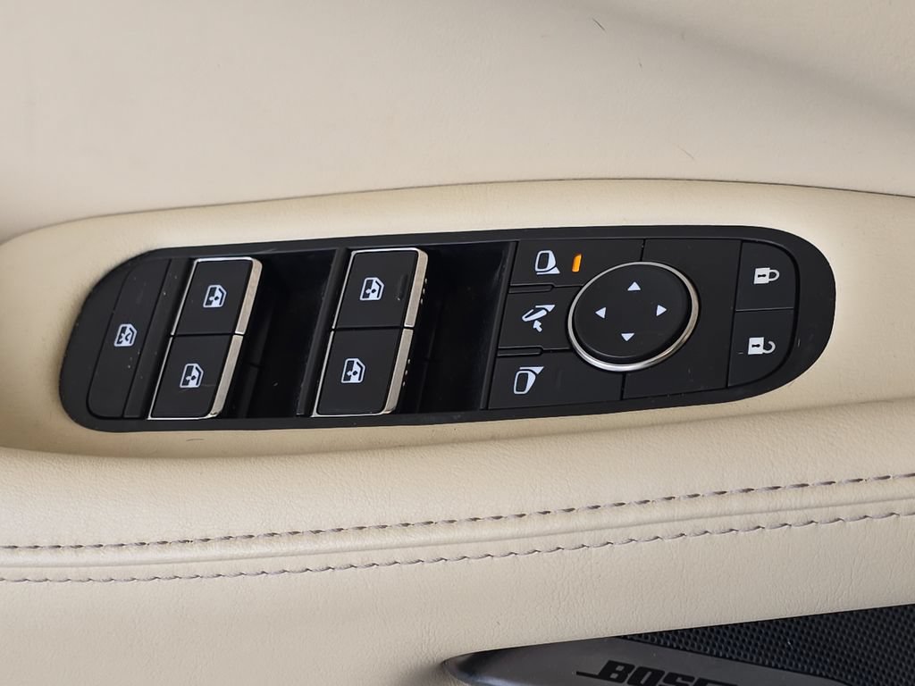 Used 2023 INFINITI QX60 Sensory w/ Cargo Package AWD/4WD image 31