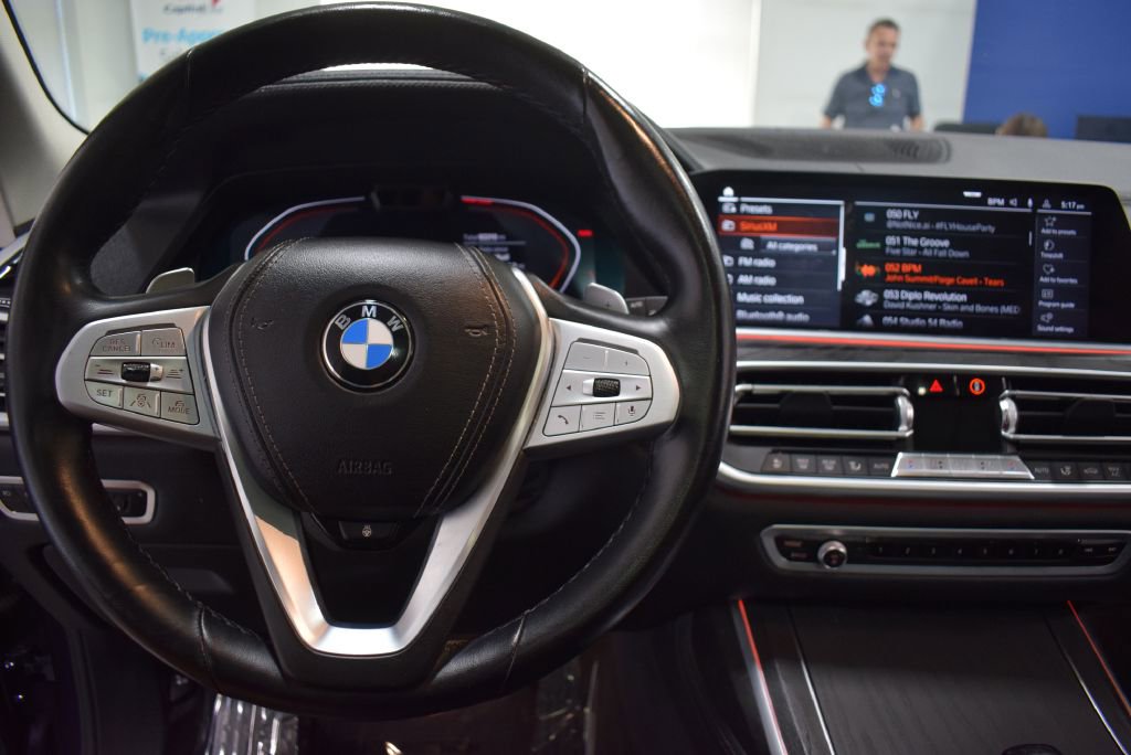 Used 2020 BMW X7 xDrive40i w/ Premium Package image 10