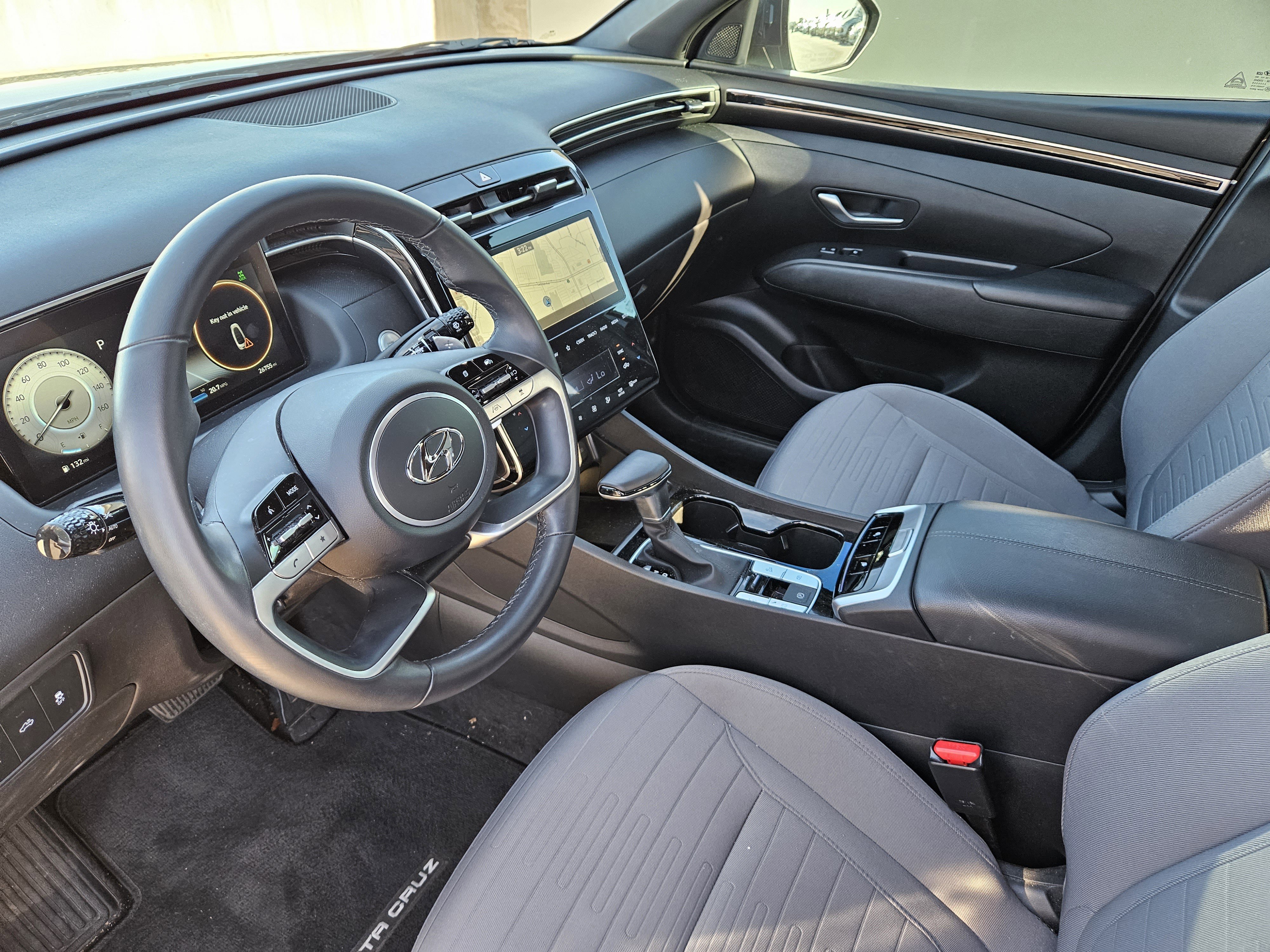 Used 2023 Hyundai Santa Cruz SEL Premium w/ Cargo Package image 4