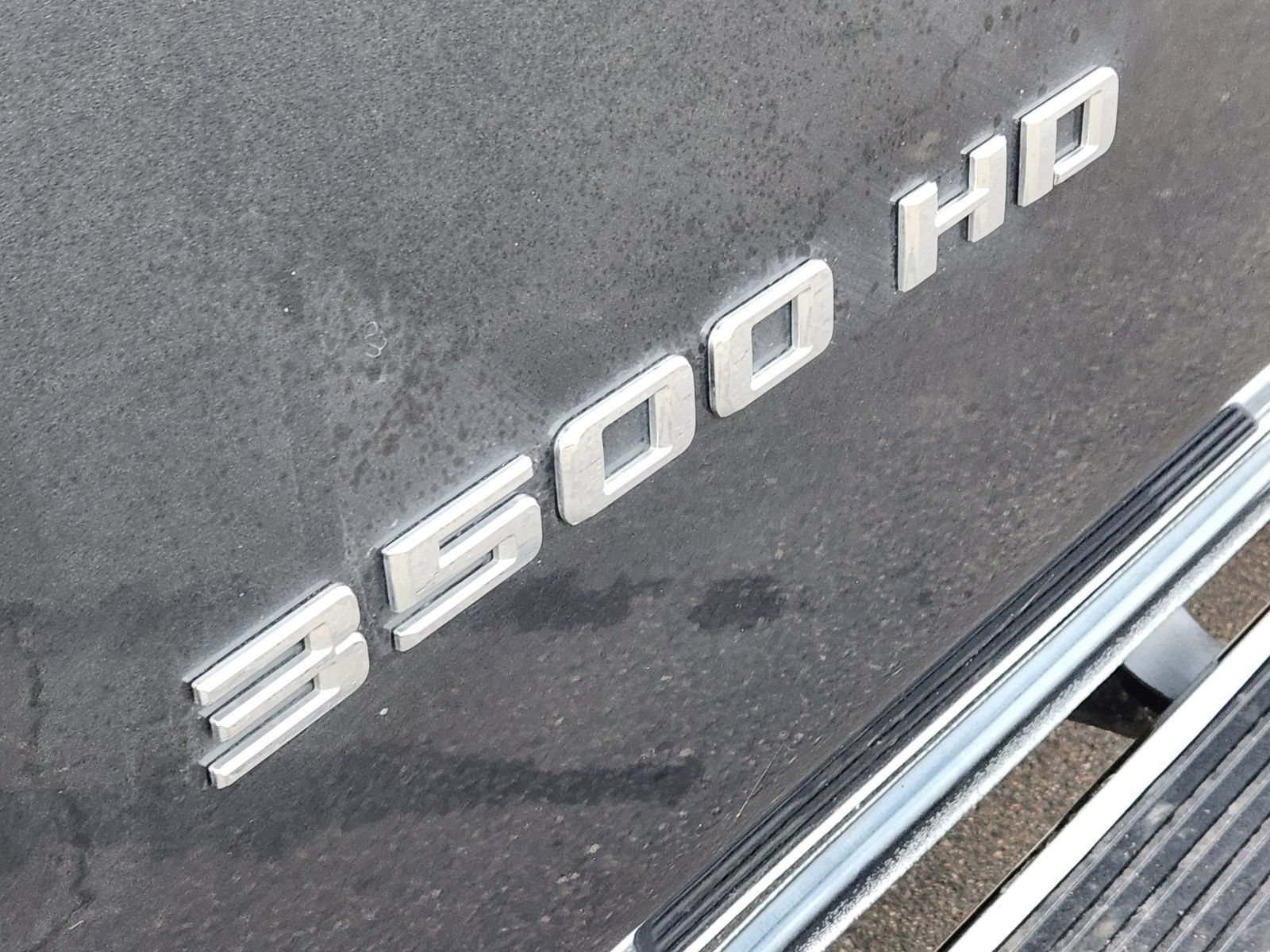 Used 2020 Chevrolet Silverado 3500 LTZ AWD/4WD image 16