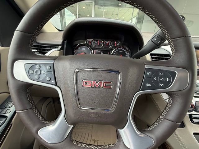 Used 2015 GMC Yukon XL SLT RWD image 25