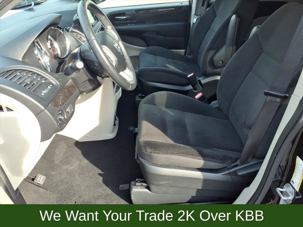 Used 2017 Dodge Grand Caravan SE w/ Power Window Group image 7