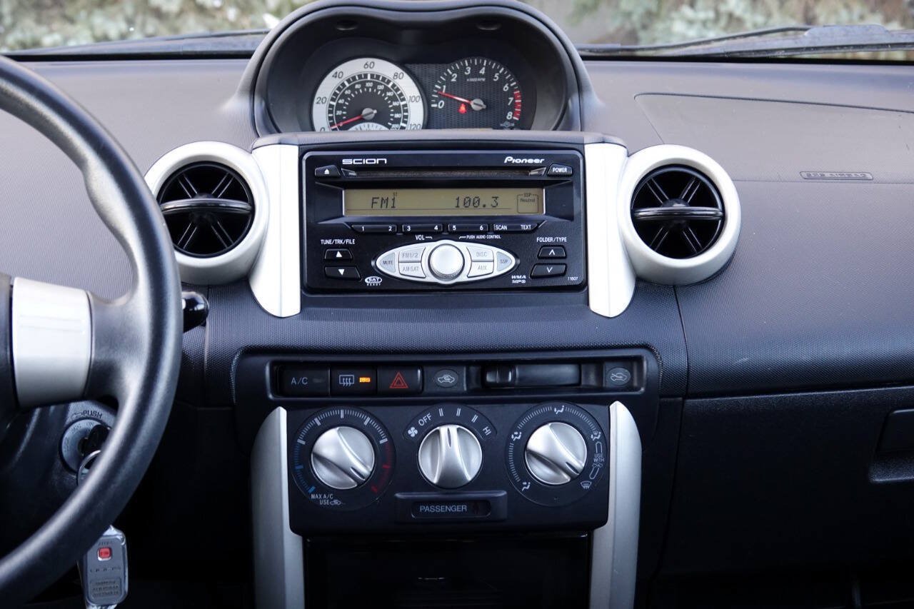 Used 2006 Scion xA FWD image 83