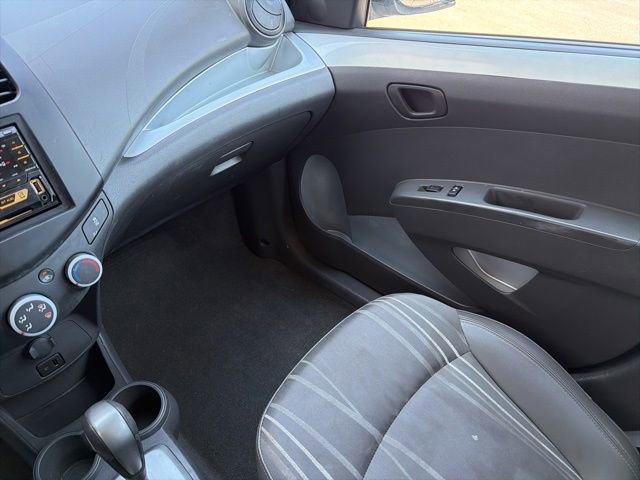 Used 2014 Chevrolet Spark LT FWD image 28
