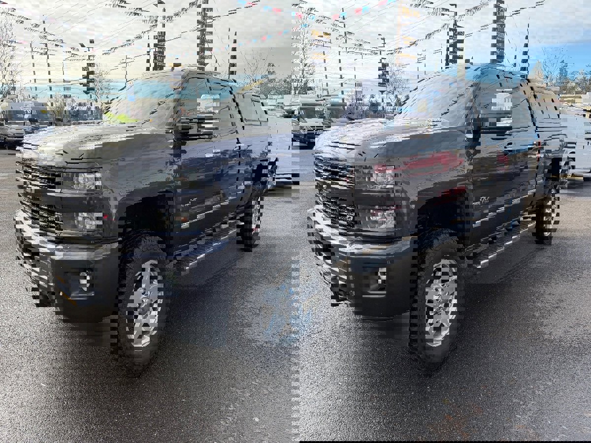 Used 2015 Chevrolet Silverado 2500 LTZ w/ Duramax Plus Package image 3
