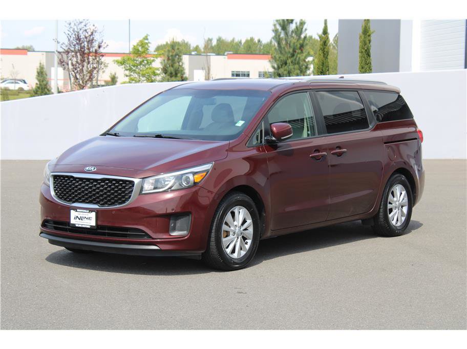 Used 2017 Kia Sedona LX w/ LX Essentials Premium Package