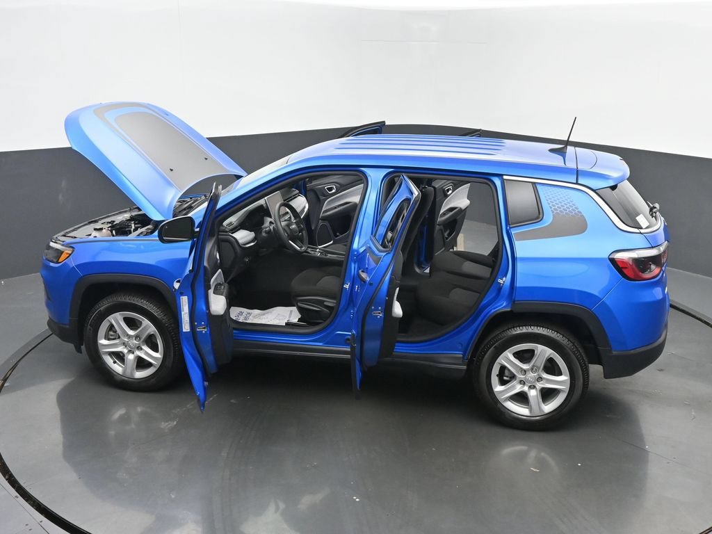 Used 2023 Jeep Compass Sport w/ Mopar Graphics Package AWD/4WD image 62
