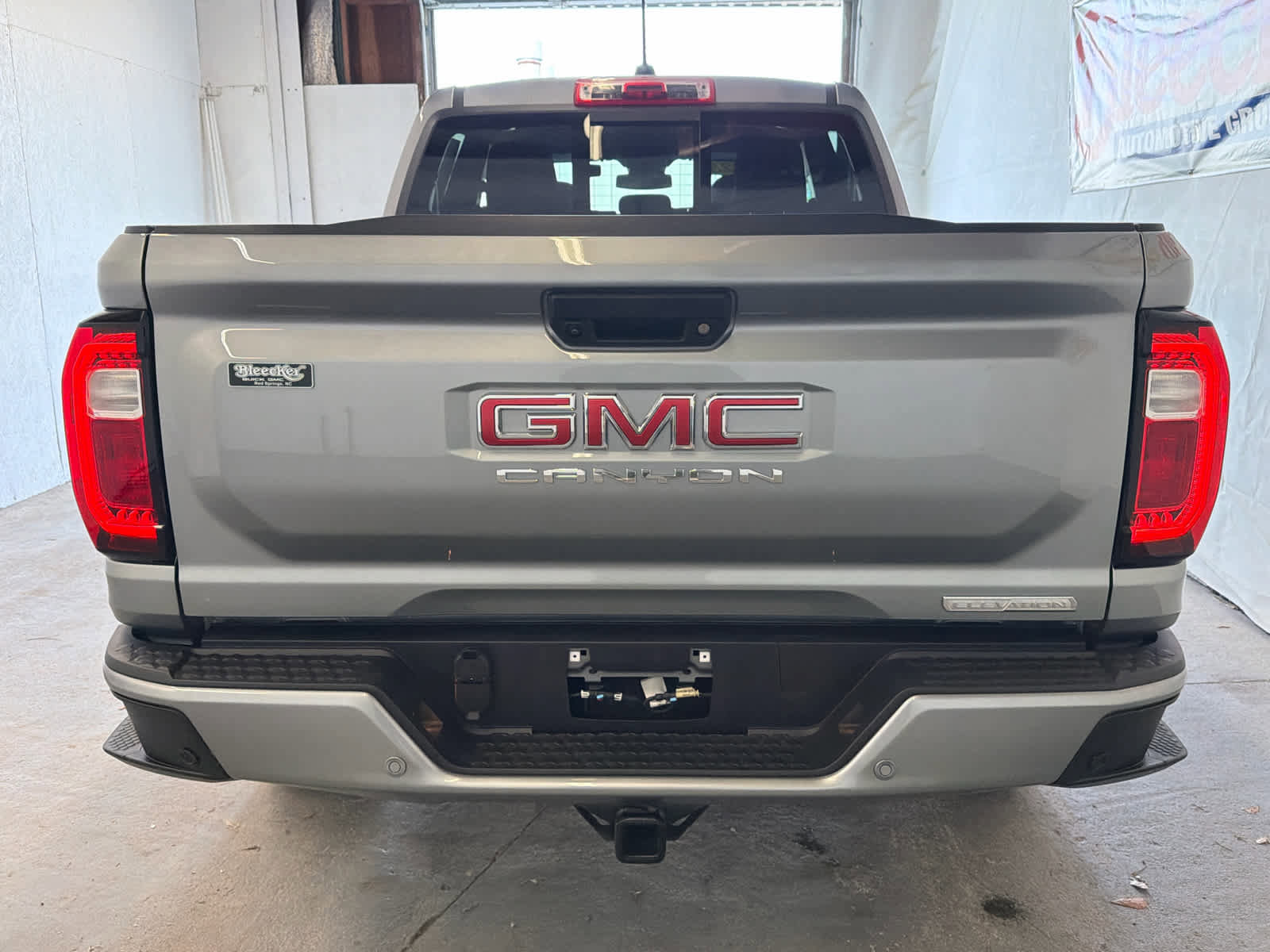 Used 2025 GMC Canyon Elevation w/ Convenience Package AWD/4WD image 6