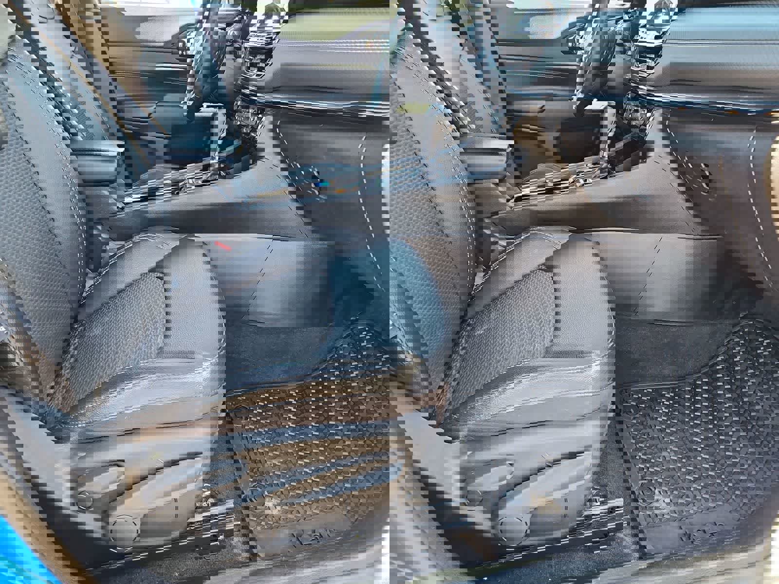 Used 2024 Jeep Compass Latitude w/ Convenience Group image 22