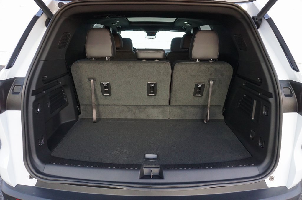 New 2026 Chevrolet Traverse LT w/ Sun and Wheel Package image 30