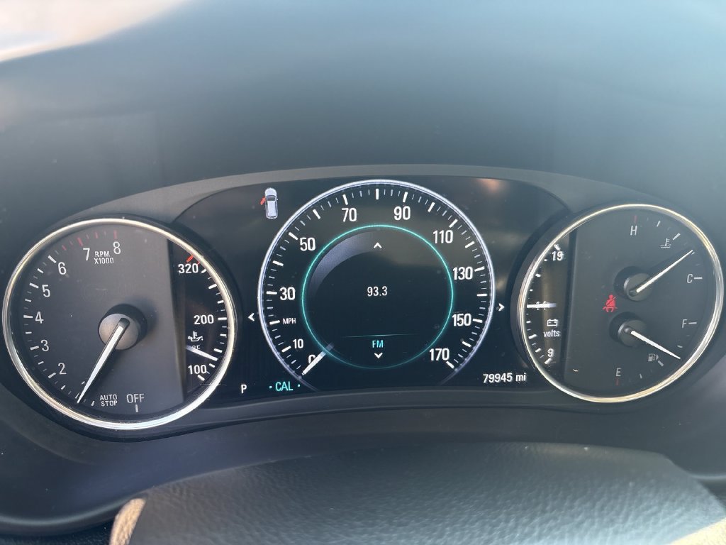 Used 2020 Buick Envision Premium w/ LPO, Cargo Package AWD/4WD image 21