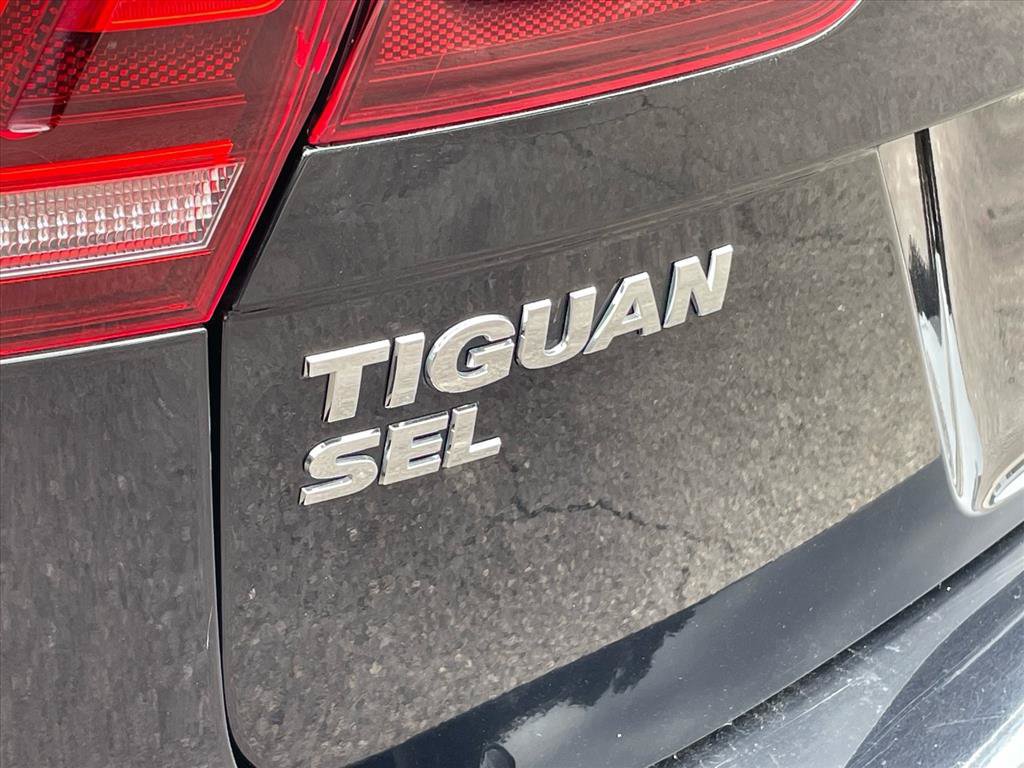 Used 2021 Volkswagen Tiguan SEL w/ 2-Row Tiguan MDO Package AWD/4WD image 24