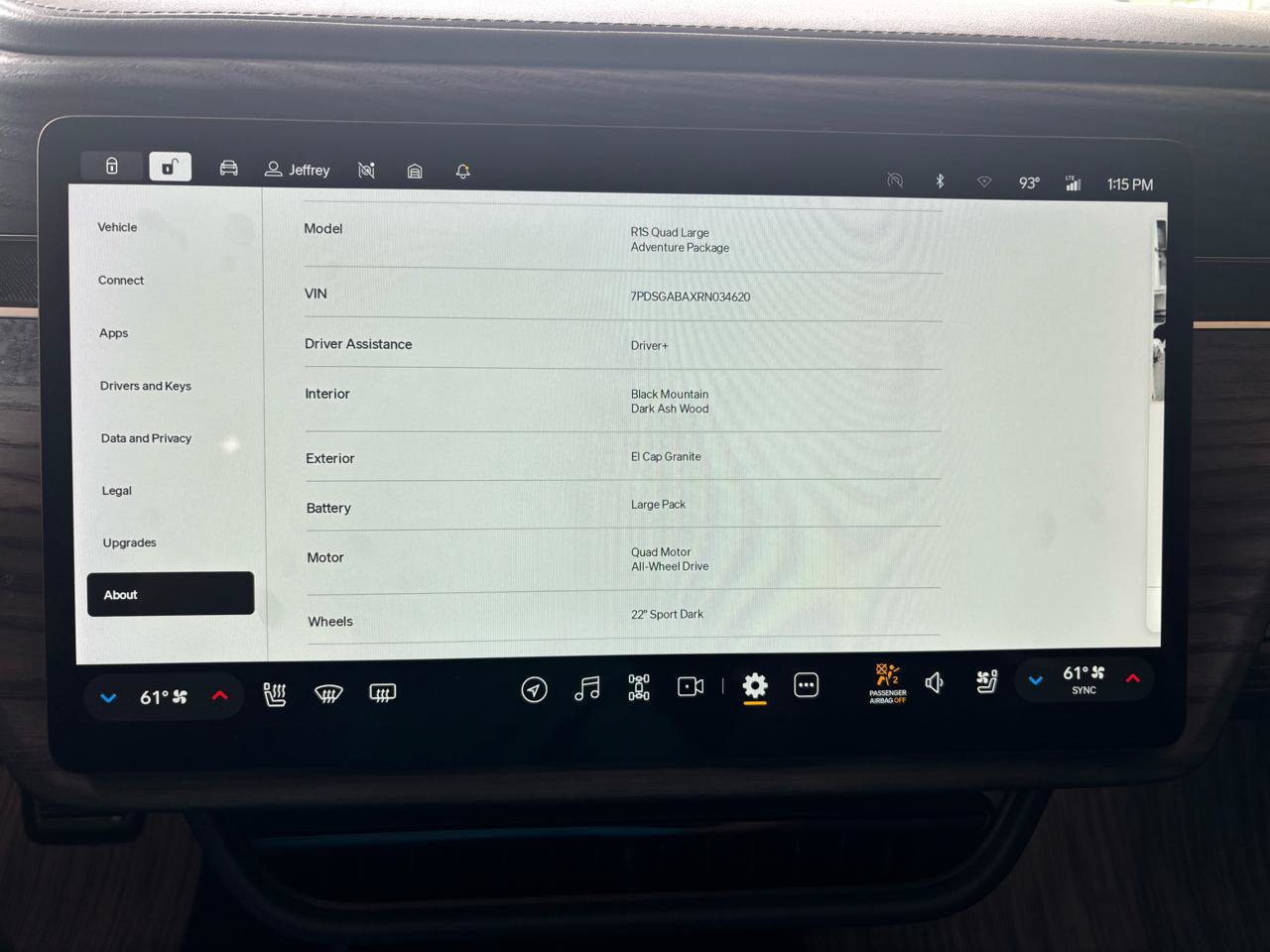 Used 2024 Rivian R1S Adventure AWD/4WD image 16