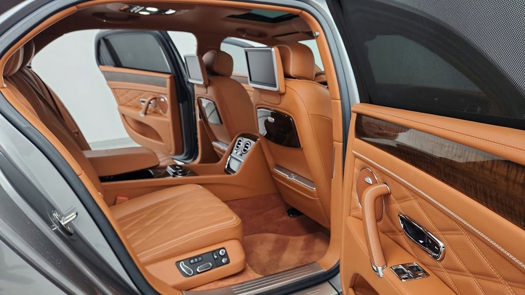 Used 2015 Bentley Flying Spur V8 AWD/4WD image 33