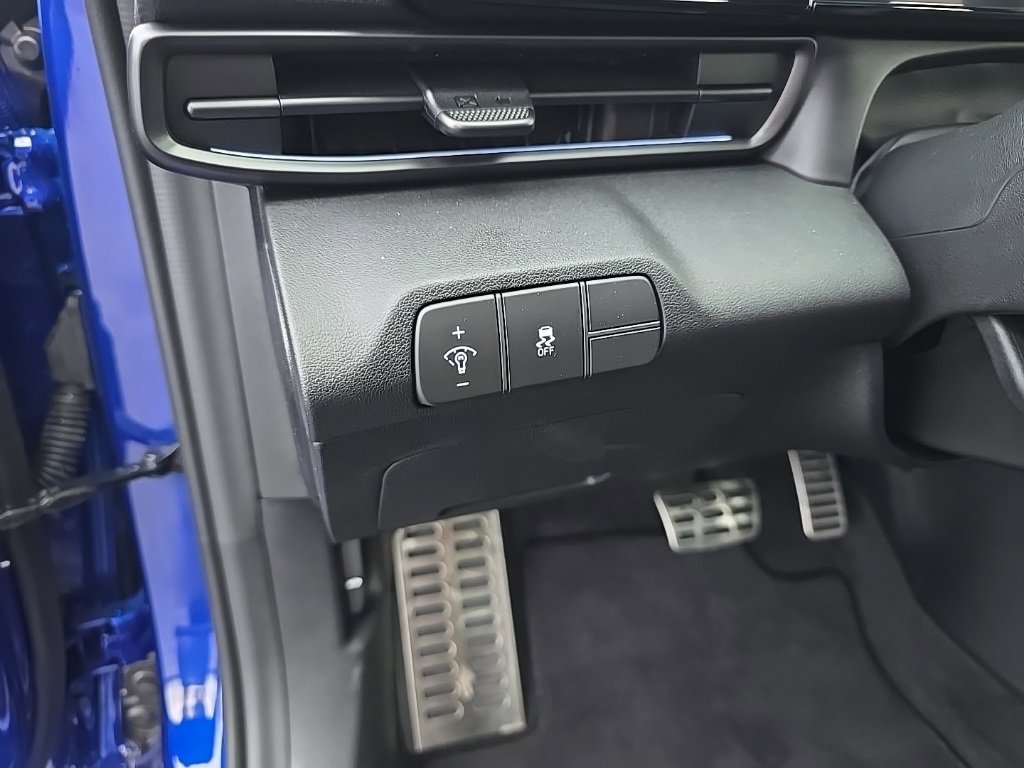 Certified 2024 Hyundai Elantra N image 22