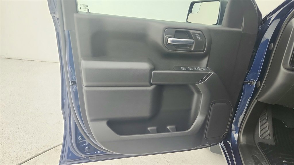 Certified 2023 Chevrolet Silverado 1500 Custom w/ LPO, Dark Essentials Package image 26