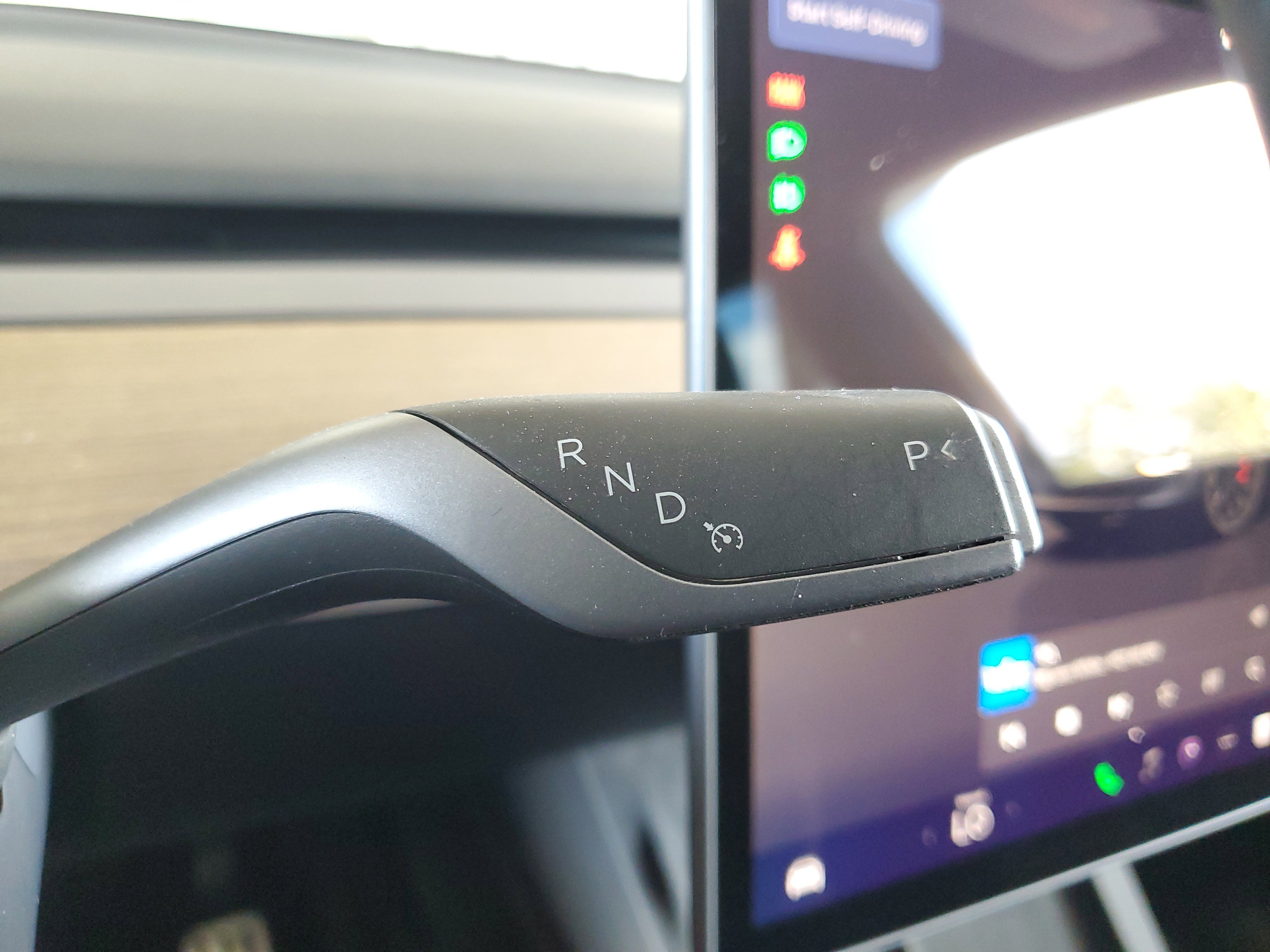 Used 2024 Tesla Model Y Performance AWD/4WD image 31