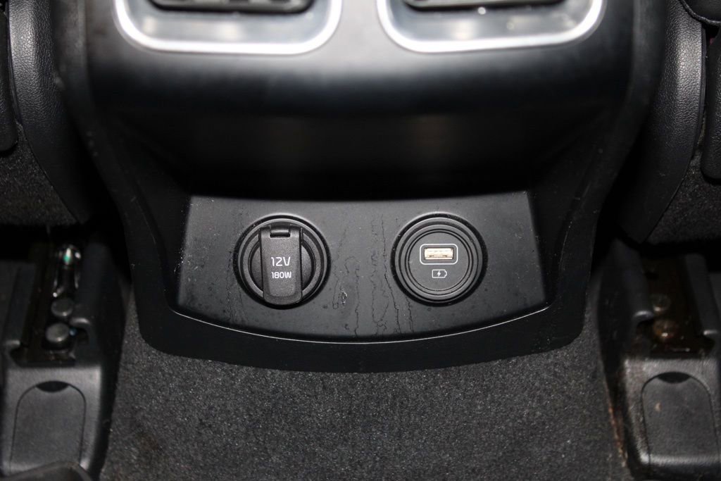 Used 2023 Kia Sorento S w/ Panoramic Sunroof Package FWD image 37